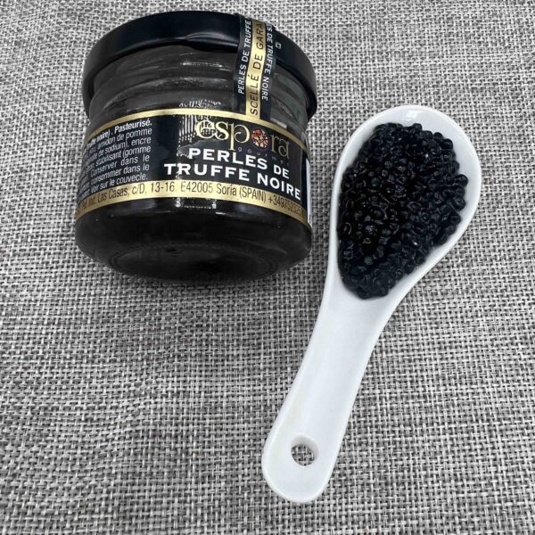 perles de truffe noire pour apéritif noix de saint Jacques
